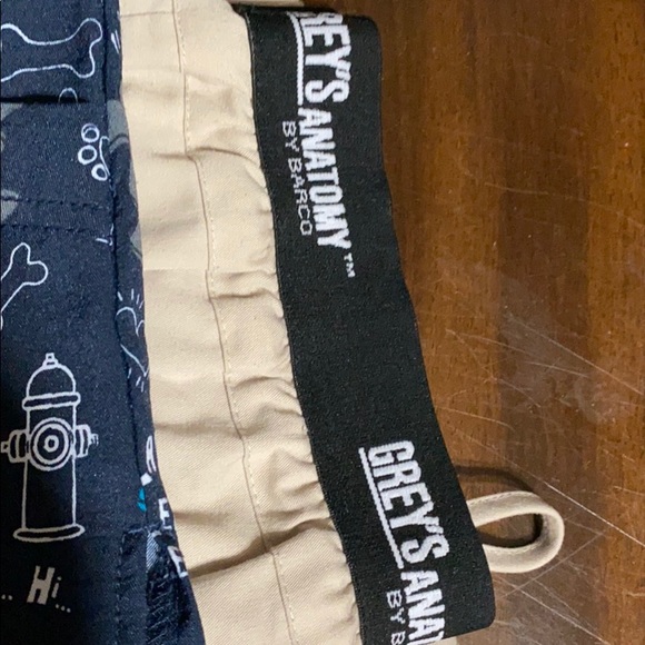 Scrub set - Picture 2 of 2